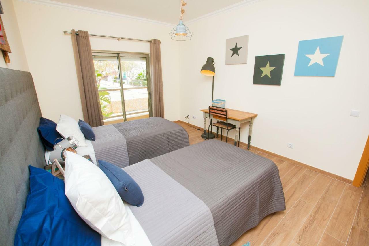 Modern Luxury Near Harbor Of Apartment Albufeira