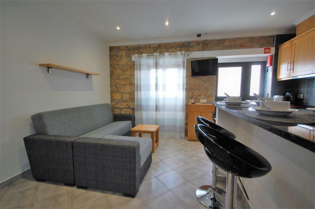 Baltum - Free Private Parking - Wifi - Airco # By Bedzy # * Albufeira