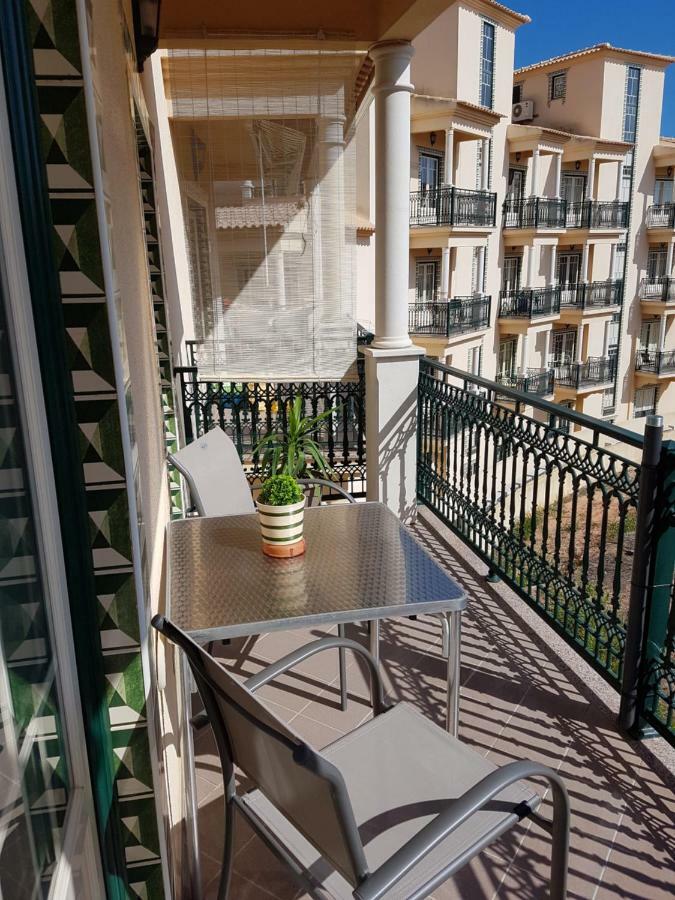 Seashell Oura Appartement *