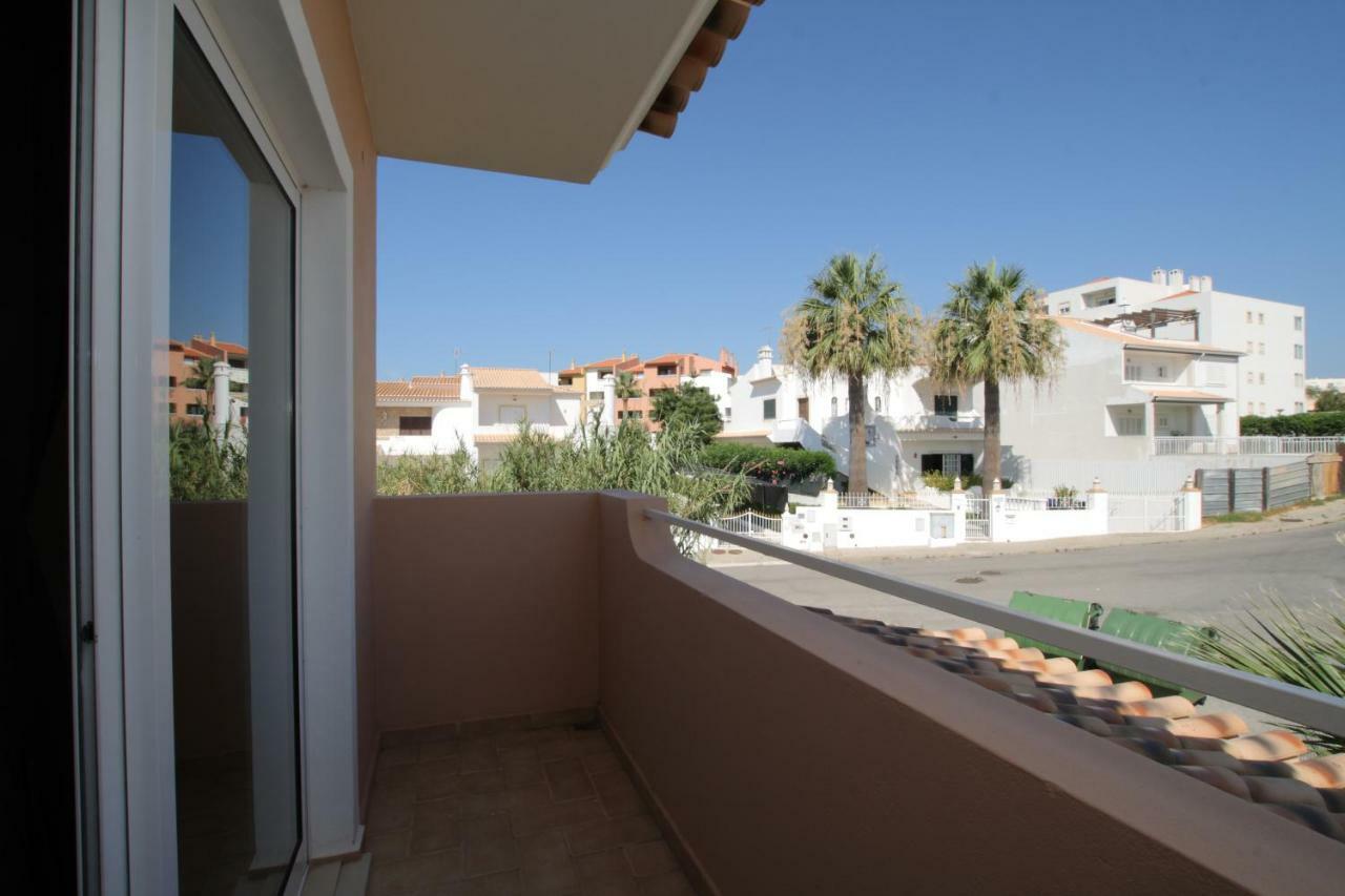 Full Private 300sqm Jacuzzi Heated Pool Ideal & Quiet Location Albufeira