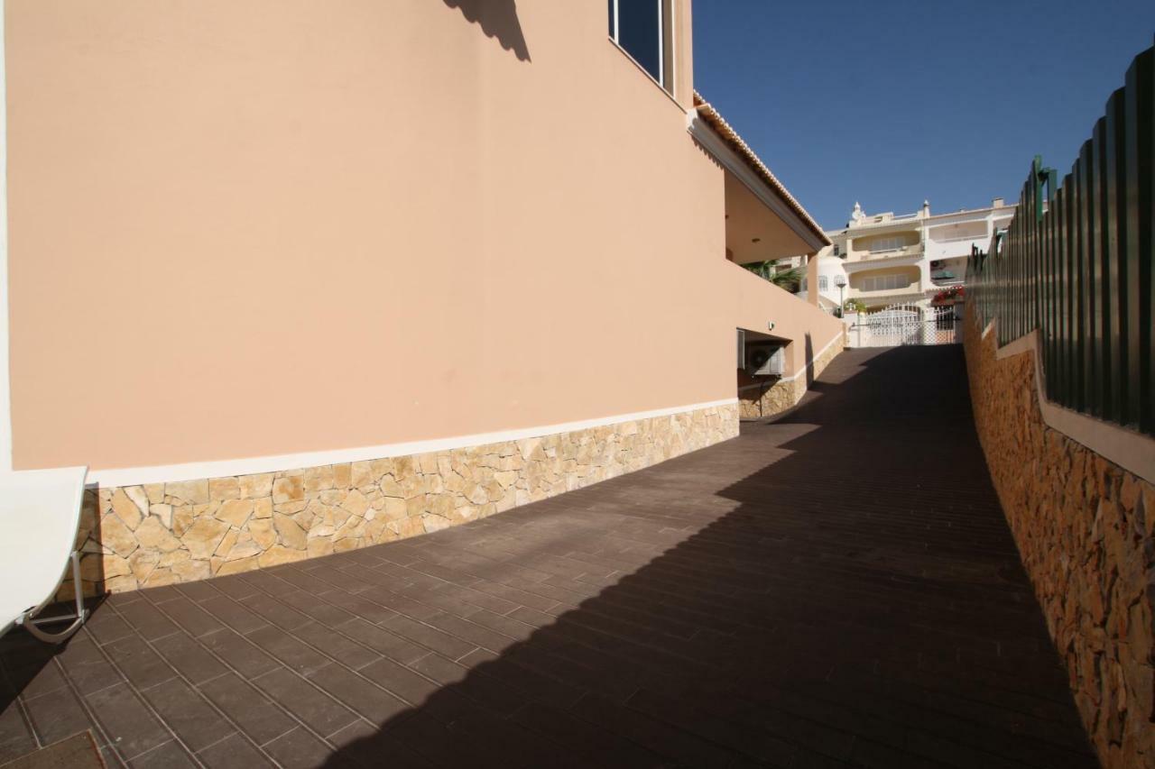 Villa Full Private 300sqm Jacuzzi Heated Pool Ideal & Quiet Location *