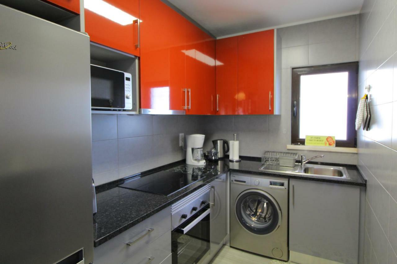 Oliveiras Apartment *