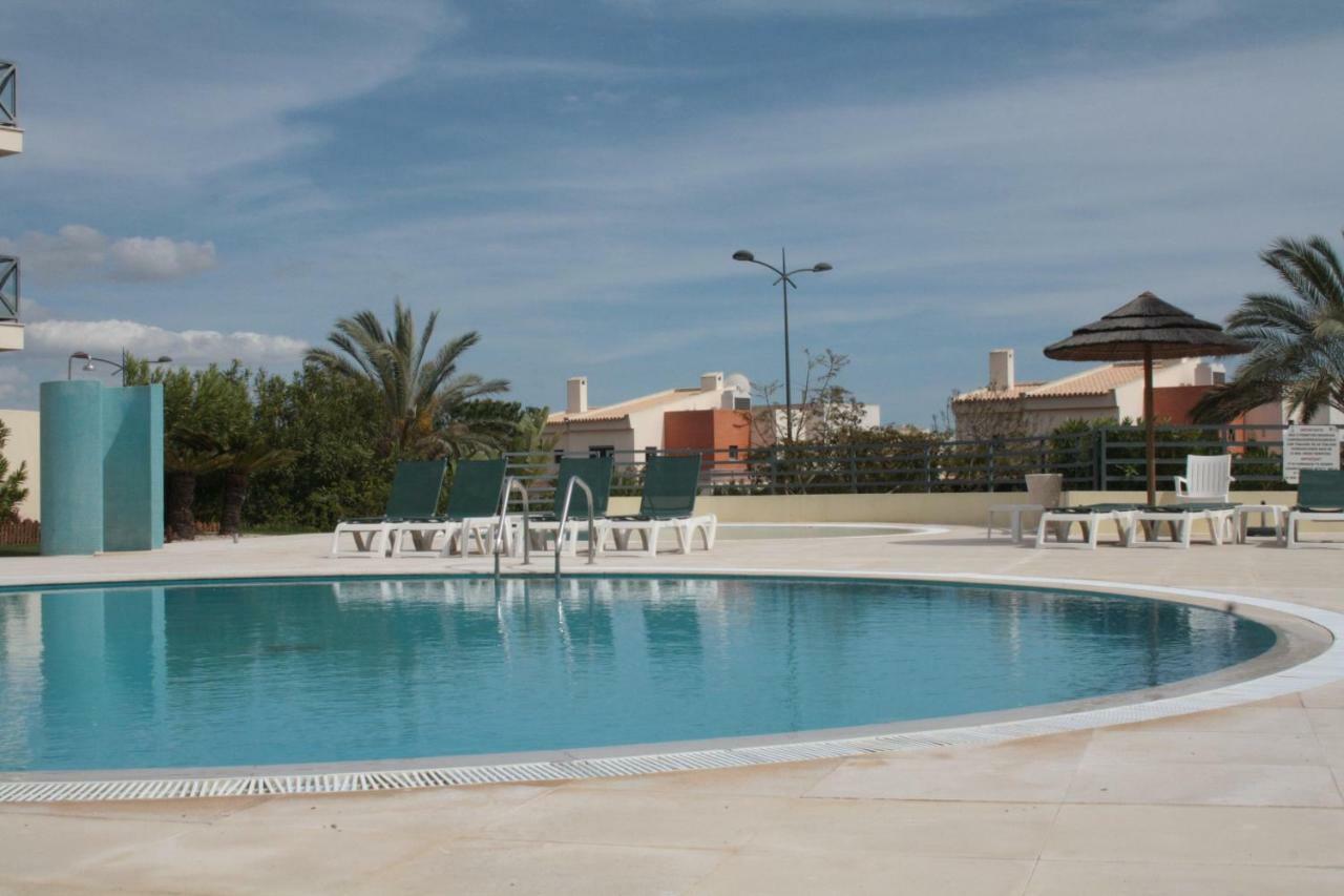 Com Piscina Em Albufeira, Corcovada Apartamento