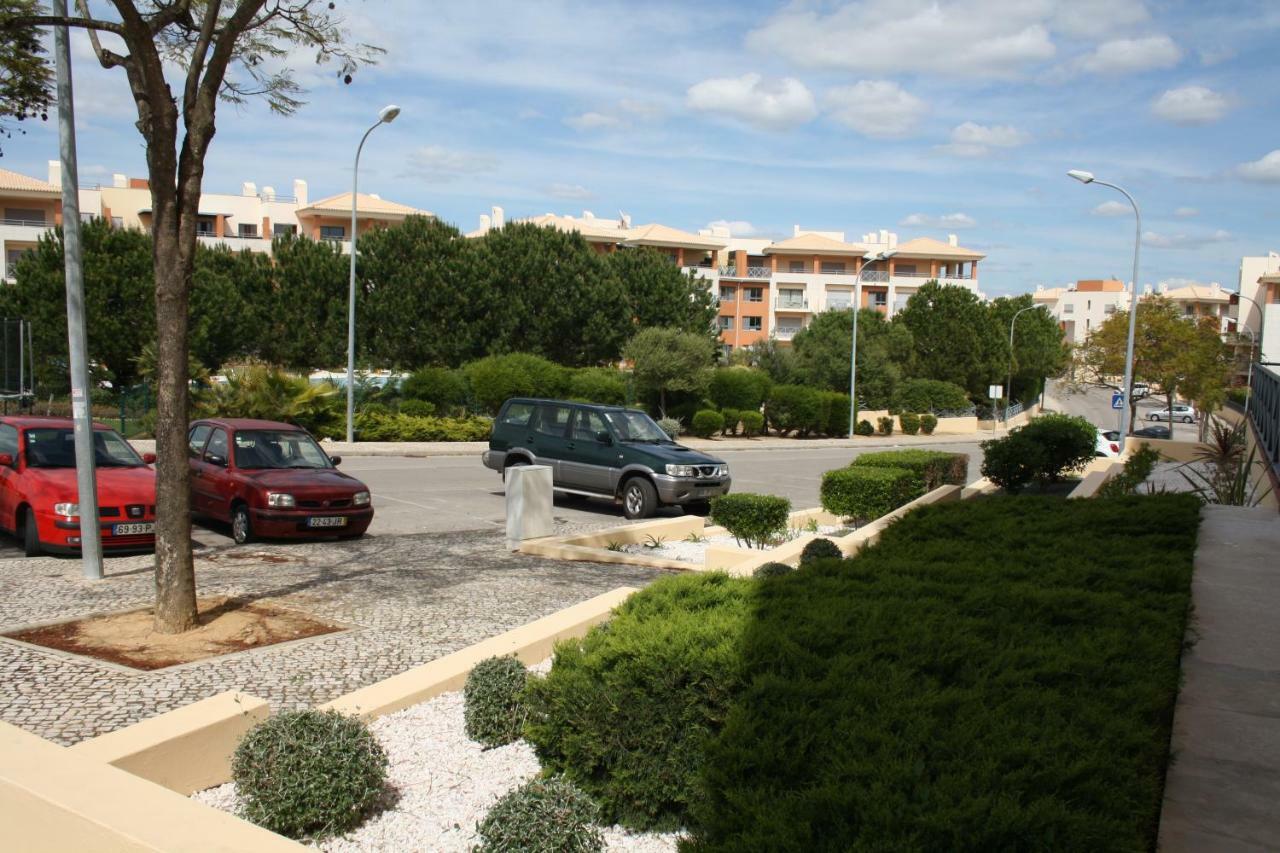 Com Piscina Em Albufeira, Corcovada Apartamento