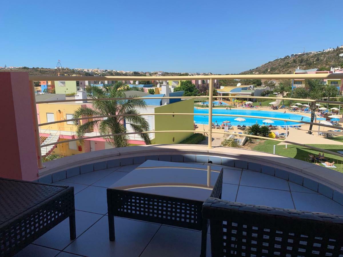 Apartamento Penthouse 160sqm Wide Terraces Pool View & Private Hot Tub & Parking Albufeira