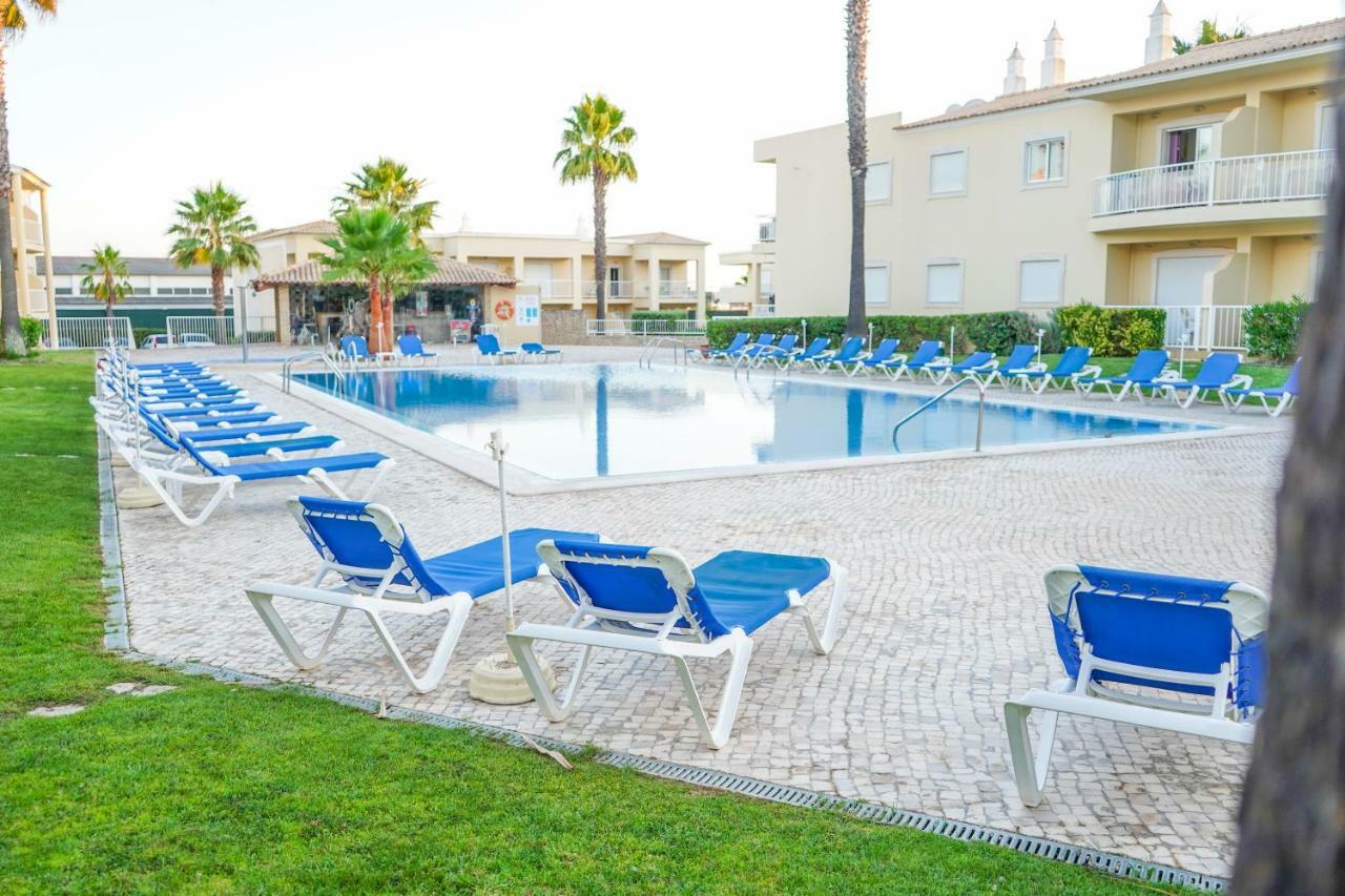 Pool & Beach In Gale * Albufeira