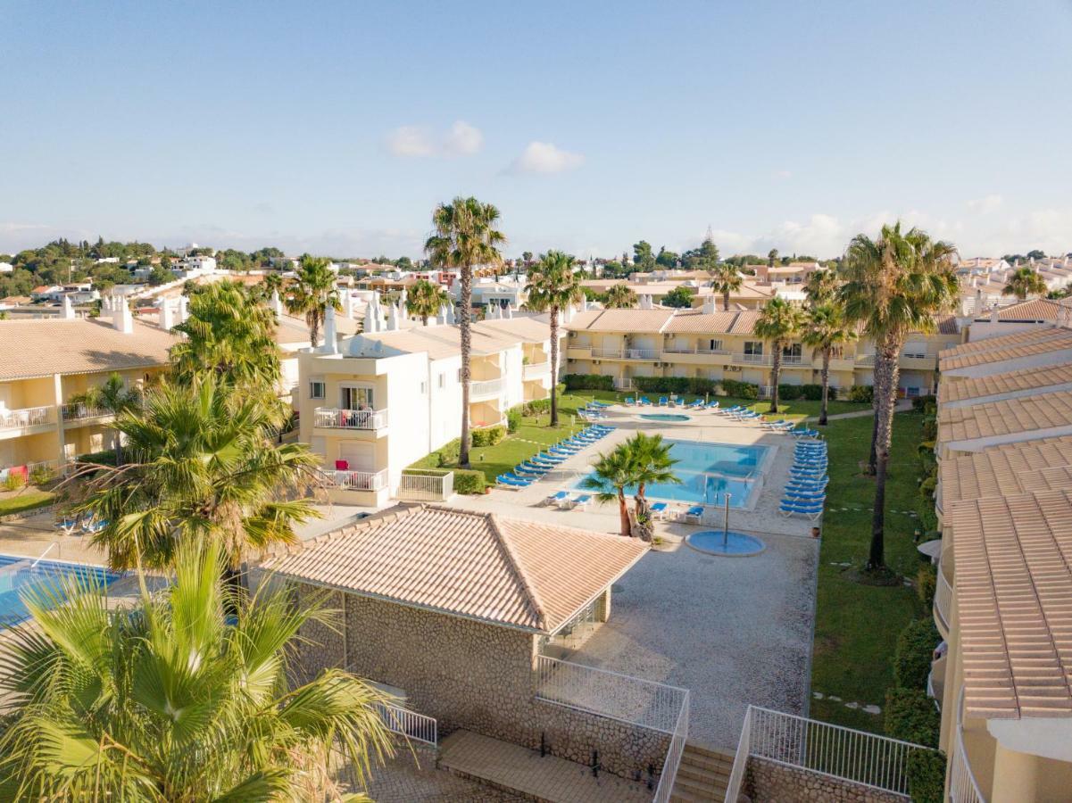 Pool & Beach In Gale * Albufeira