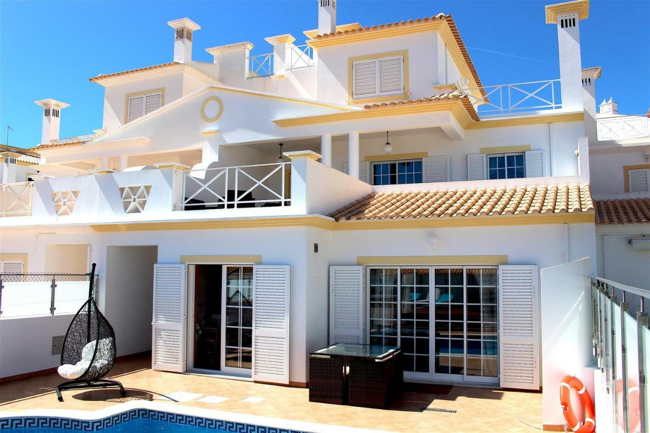 Magnifique Et Spacieuse Avec Piscine Privative *