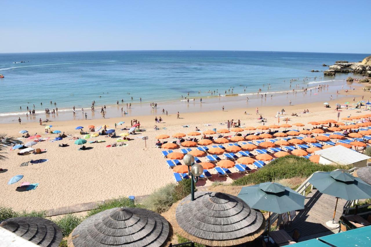 Pe Na * Albufeira