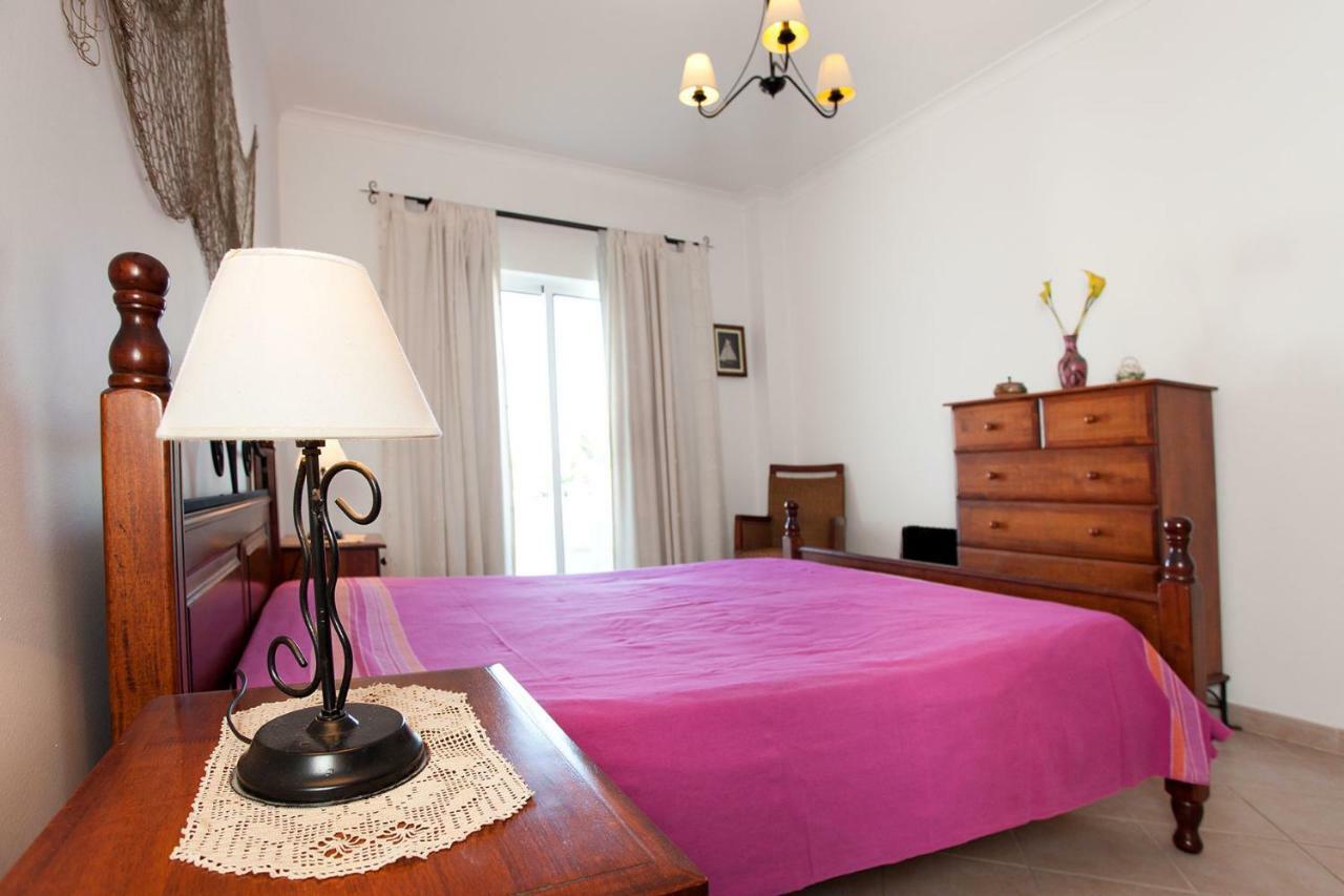 Os A Ramos Na Da Gale Estao Inserido Em Com Piscina, Fica Apenas A 350 Metros Da Da Gale - Com Ar Condicionado Tanto Nos Quartos Na Sala, Smart Tv Com Prime Video E Cozinha Completa Appartement *
