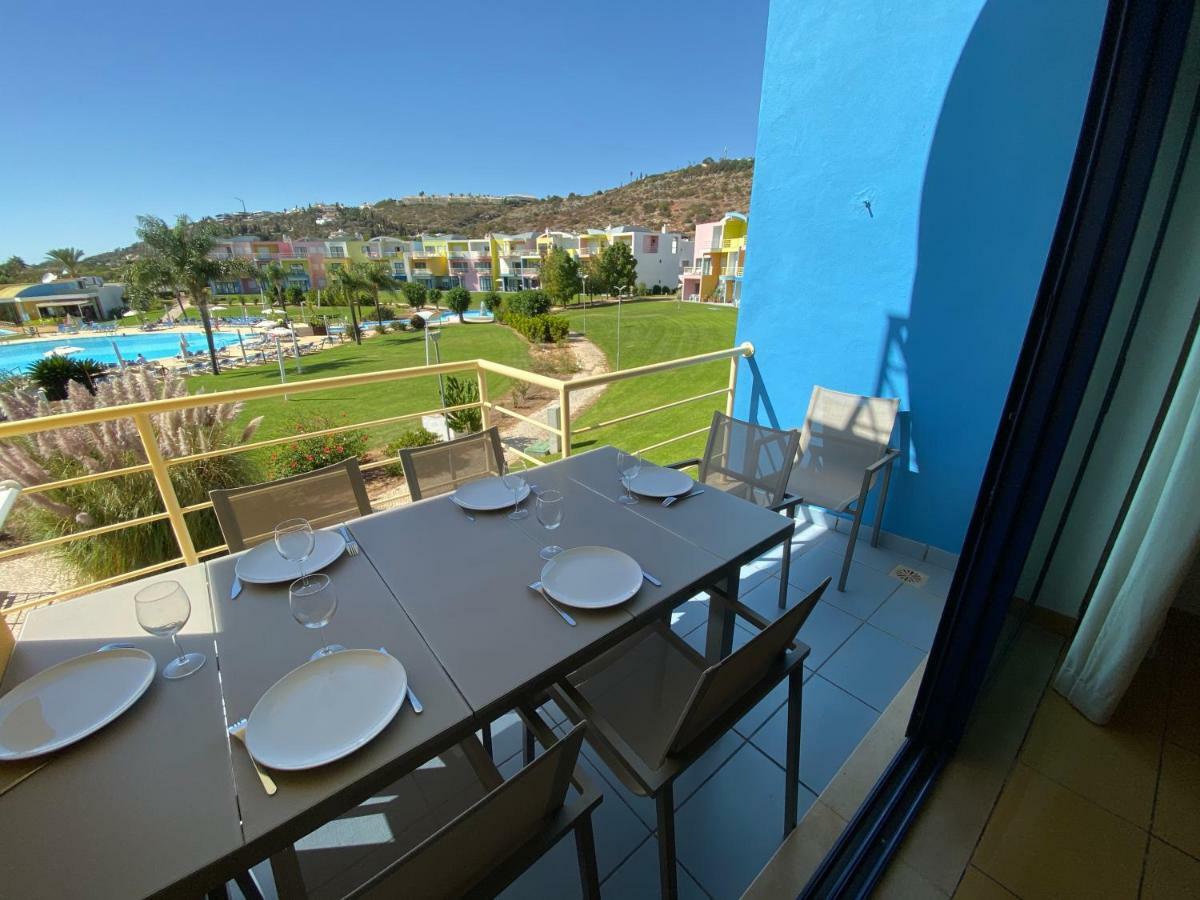 Penthouse 160sqm Wide Terraces Pool View & Private Hot Tub & Parking Albufeira