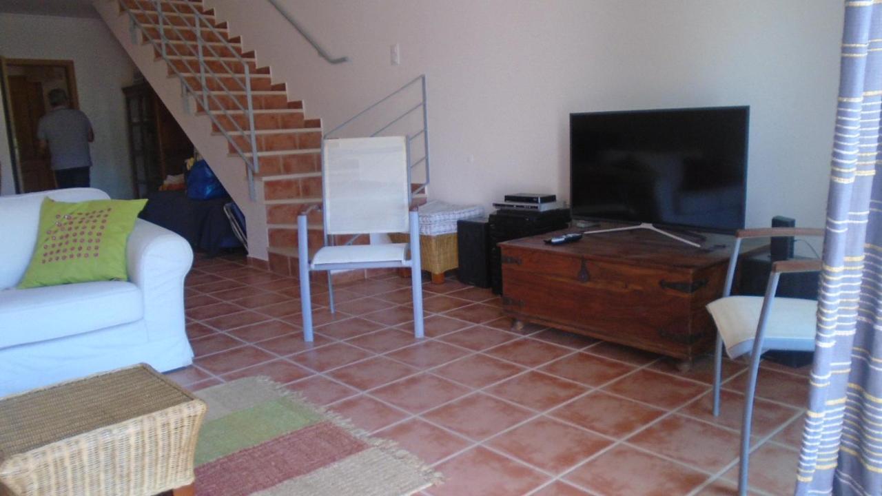 Magnifica Moradia Em Condominio Fechado