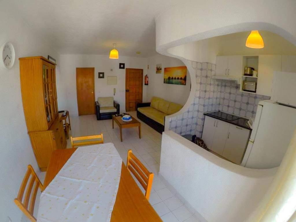 Apartamento Apartamento T1 Com Piscina, Em Montechoro, Albufeira, Algarve *