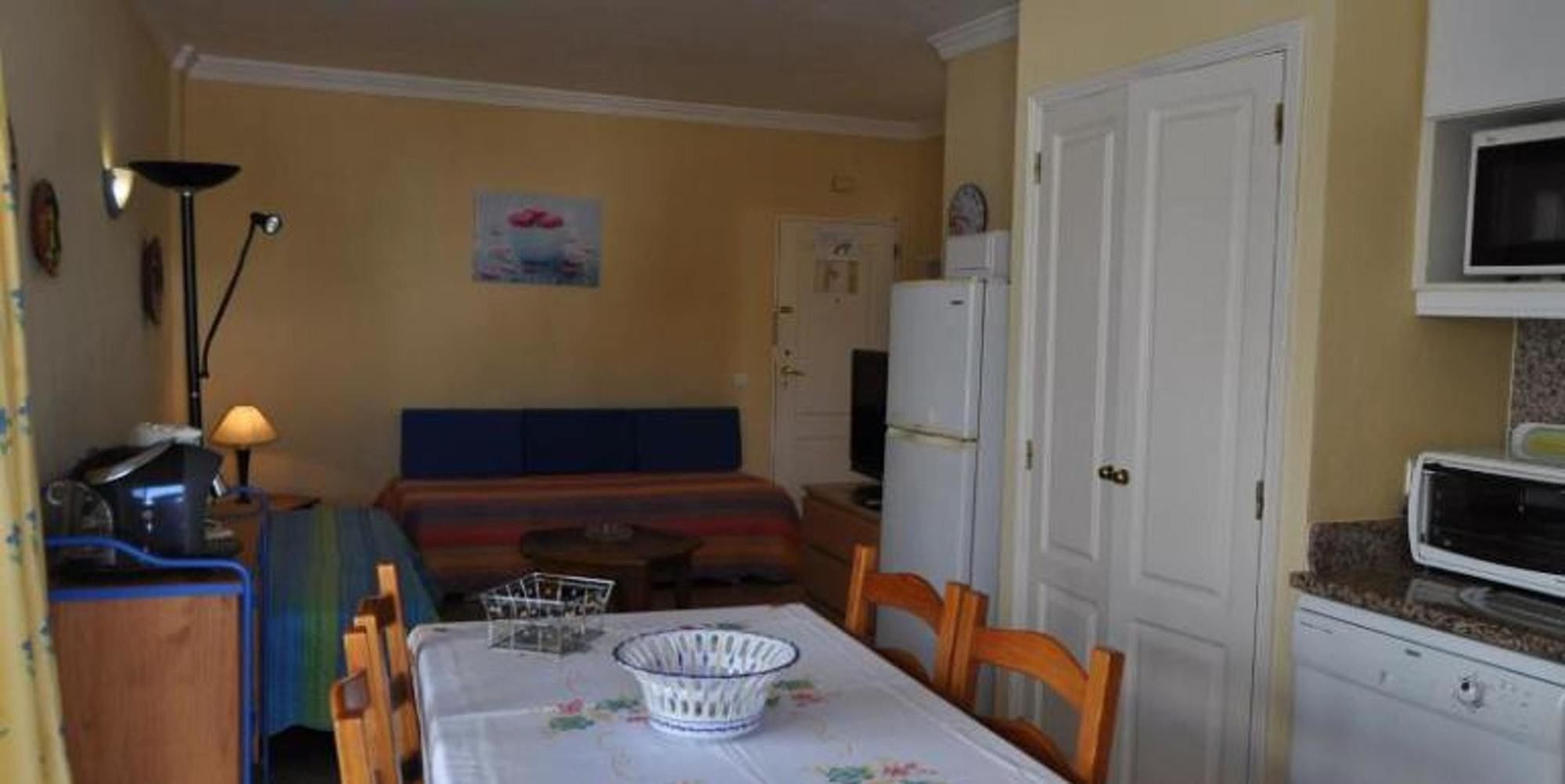 Apartamento With One Bedroom In Albufeira, With Pool Access, Balcony And *