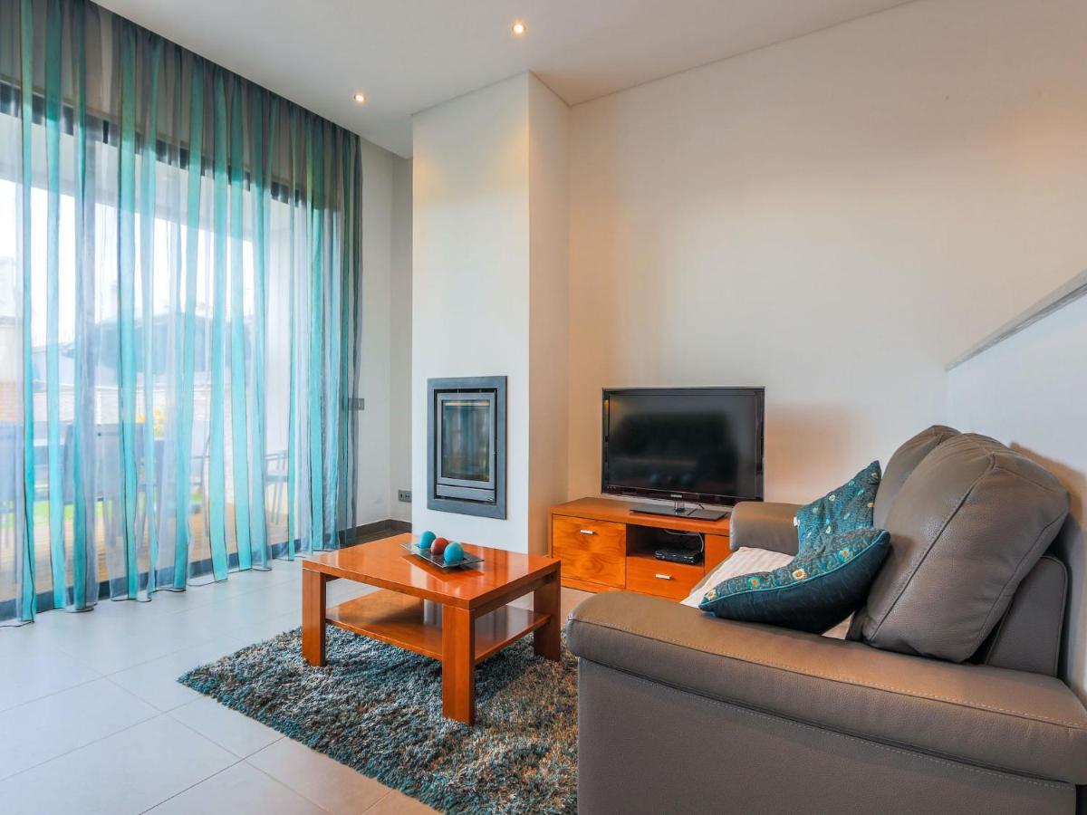 Villa V3, Jardins Branqueira6 Near Beach,