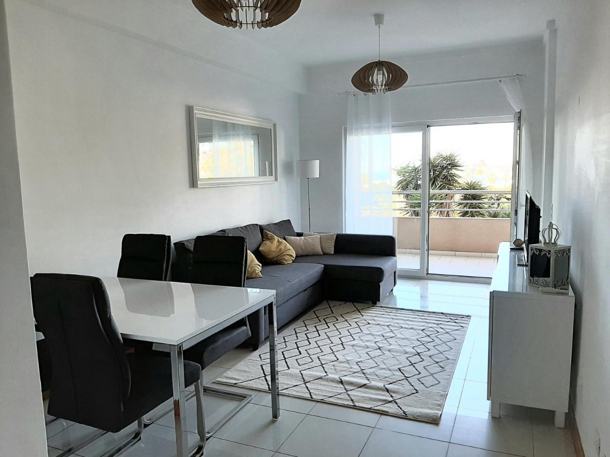 Front Beach - Quinta Da Barracuda Apartment Albufeira