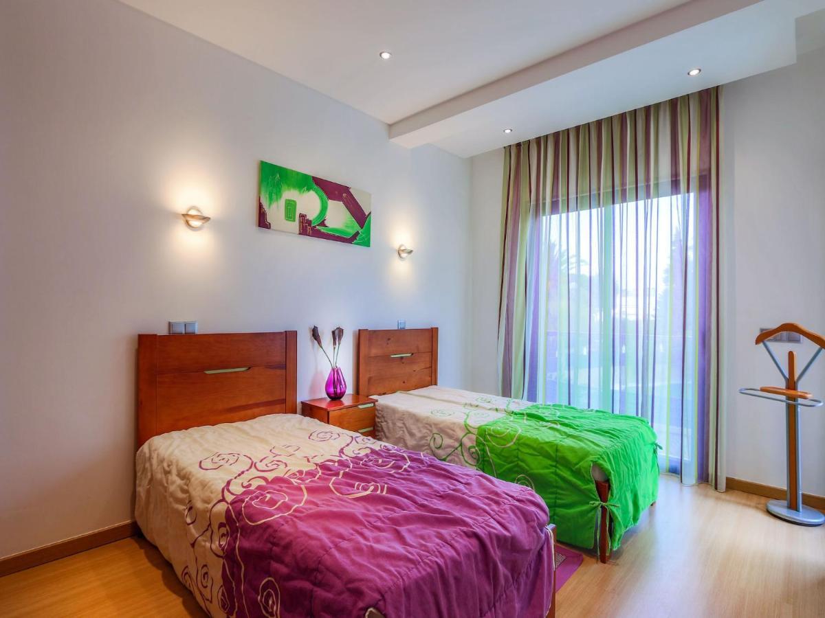 Villa V3, Jardins Branqueira6 Near Beach, Albufeira