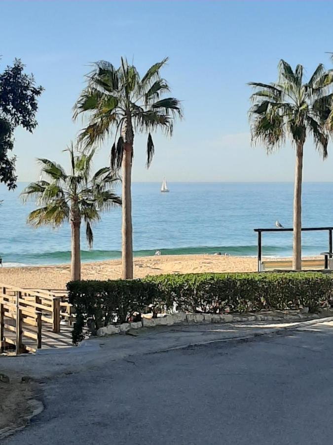 Front Beach - Quinta Da Barracuda Apartment *