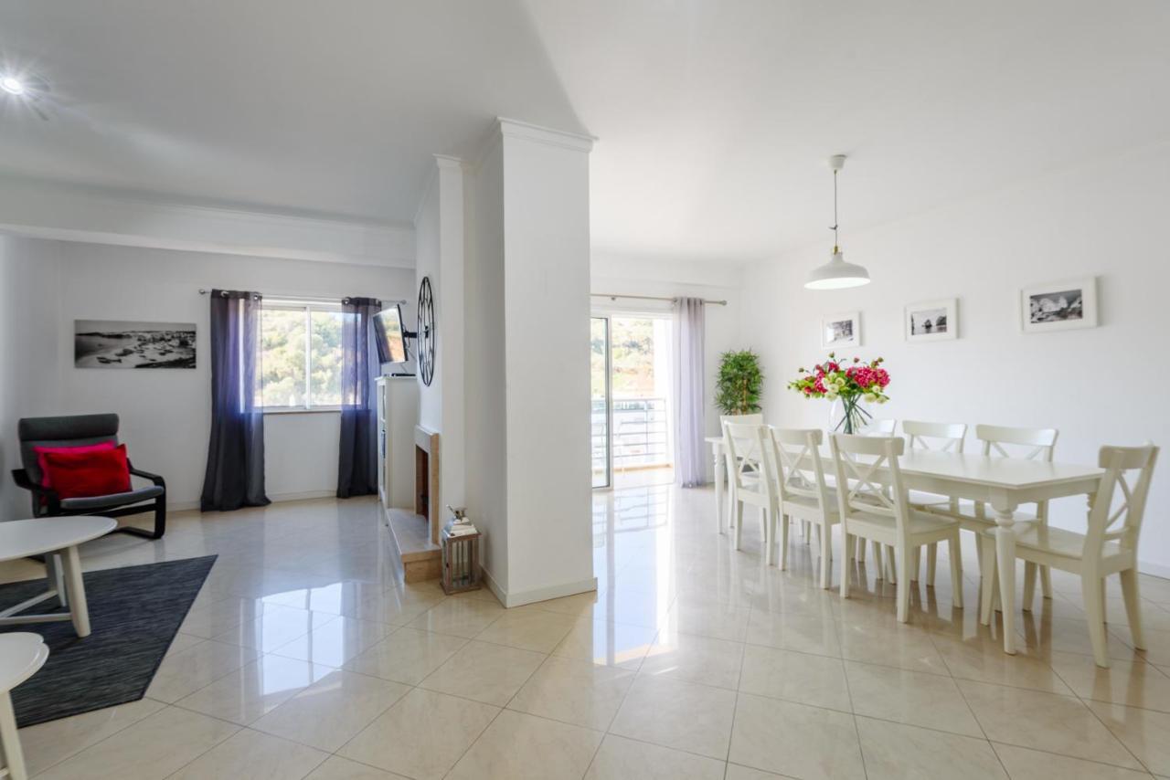 Amazing In Apartment *