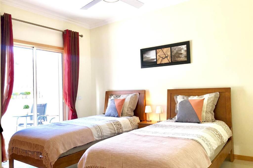 Apartment L Amazing Terrasse With Jacuzzi Encosta Da Orada