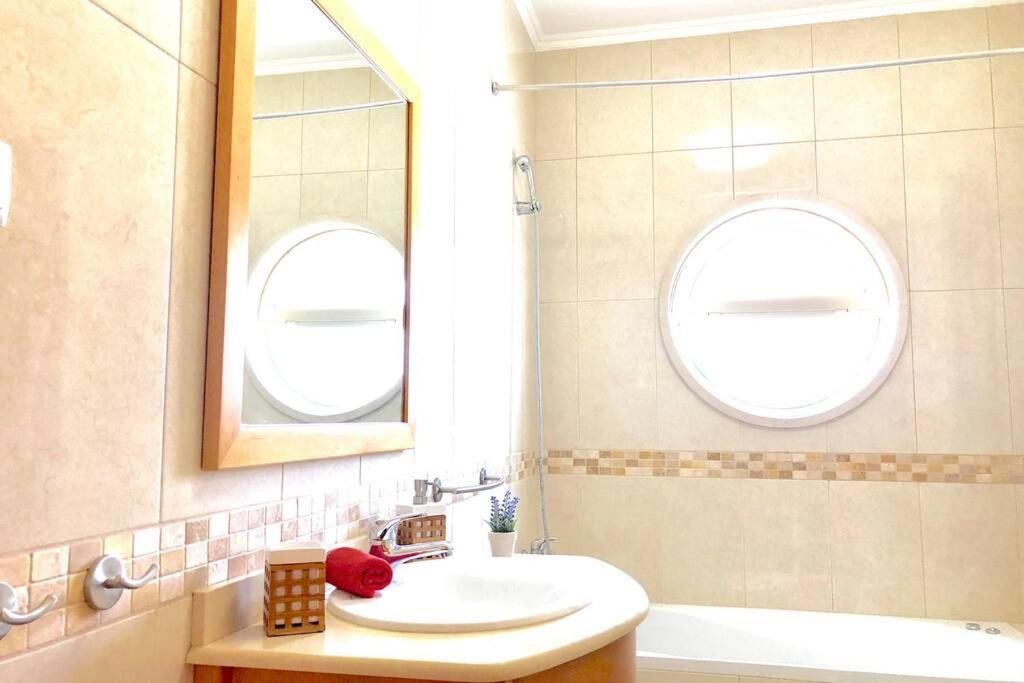 Apartment L Amazing Terrasse With Jacuzzi Encosta Da Orada