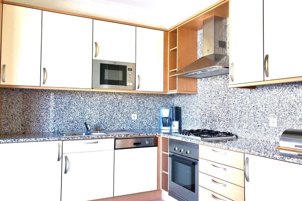 Apartment L Amazing Terrasse With Jacuzzi Encosta Da Orada Albufeira