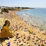Charming Apartment In Albufeira With Shared Pool