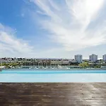 Modern 2 Bed Apartment - Albufeira - Roof Top Pool