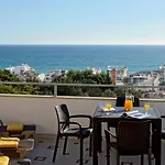 Rooftop Oldtown Residence