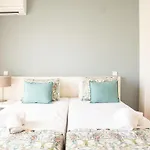 House F Sao Rafael Beach - Free Wifi & Airco, Netflix Ready - 300M From The Beach