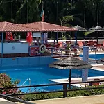 Albufeira Garden Beach