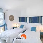 #053 Fully Equiped With Pool, 350 Mts Beach