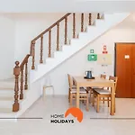 #064 Families Only - Oh Live By Home Holidays
