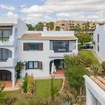 Modern Oasis 500M Beach With Ac Wifi Pool