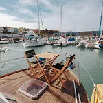 Stay In A Yacht - Algarve