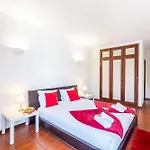 Villa Saint Lucia By Algarve Vacation