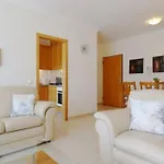 Apartment Happiness Piscina 15min a pé até praia Balaia Albufeira