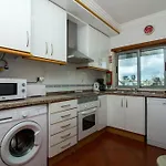 Globe 45 Apartment - Top Location & The Strip Albufeira