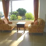 Windmill Hill Luxury Apartment