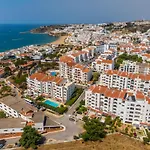 Sea View Central Town 2 Bedroom Apartment