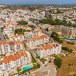 Sea View Central Town 2 Bedroom Apartment