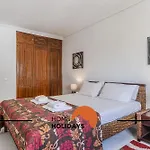 #075 Flat Near Strip Albufeira&5m Beach