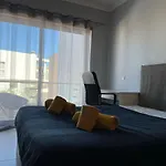Vila Sun, Vila Branca