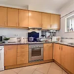 Apartment Gale Garden 1A