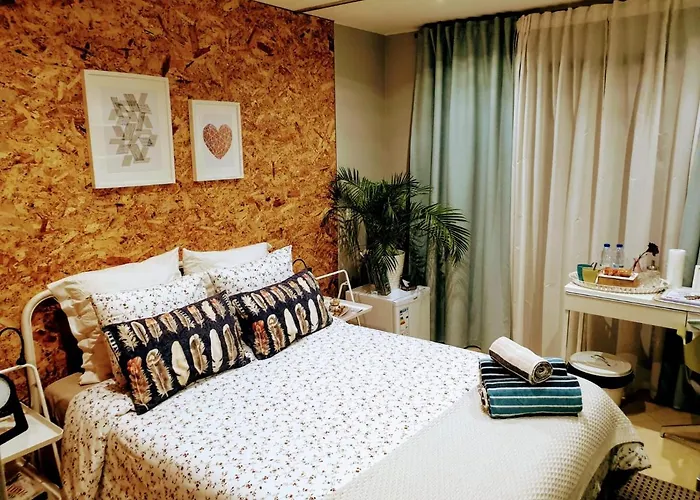 Sunhouse Room