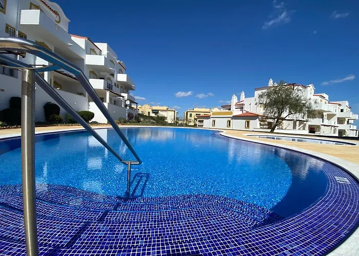 Apartamento Estrela Do Mar Com Piscina