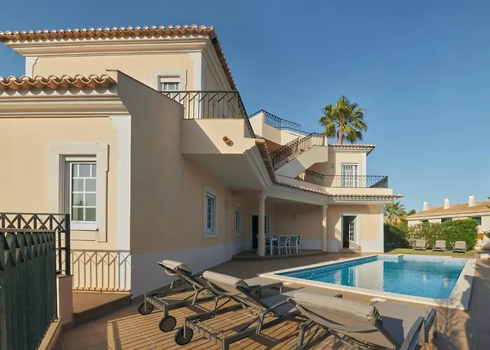 Villa Monte Das Oliveiras Lux - 600M From The Beach - Swimming Pool - Wi Fi - Aircon