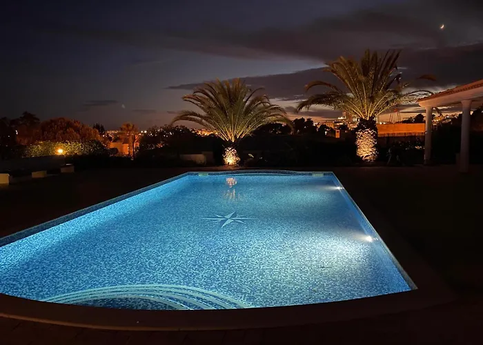 Villa Ben - Private Pool Garden, Sun All Day