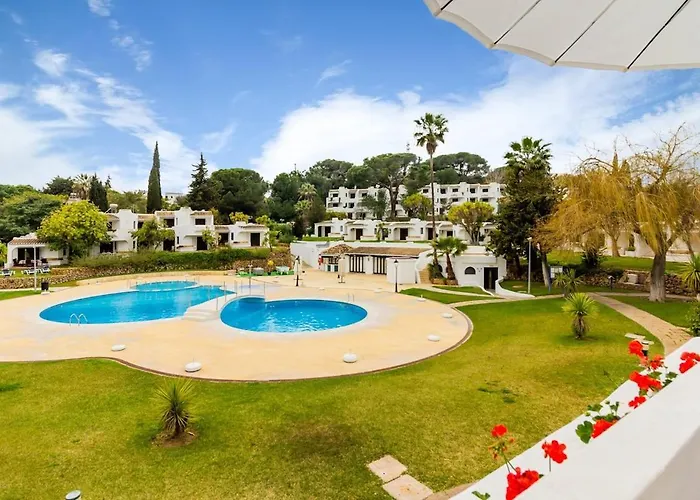 Albufeira Family Oasis With Pool