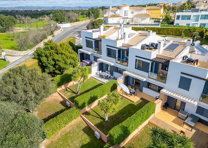 Incredible Townhouse W Pool,